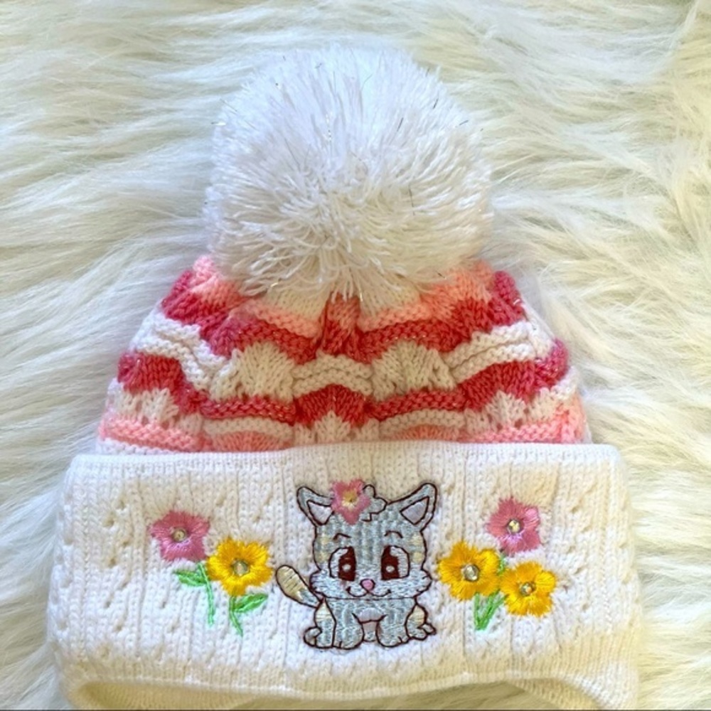 Knit embroidered Kitty Cat baby girls size 6 to 12 month beanie Pom Pom hat